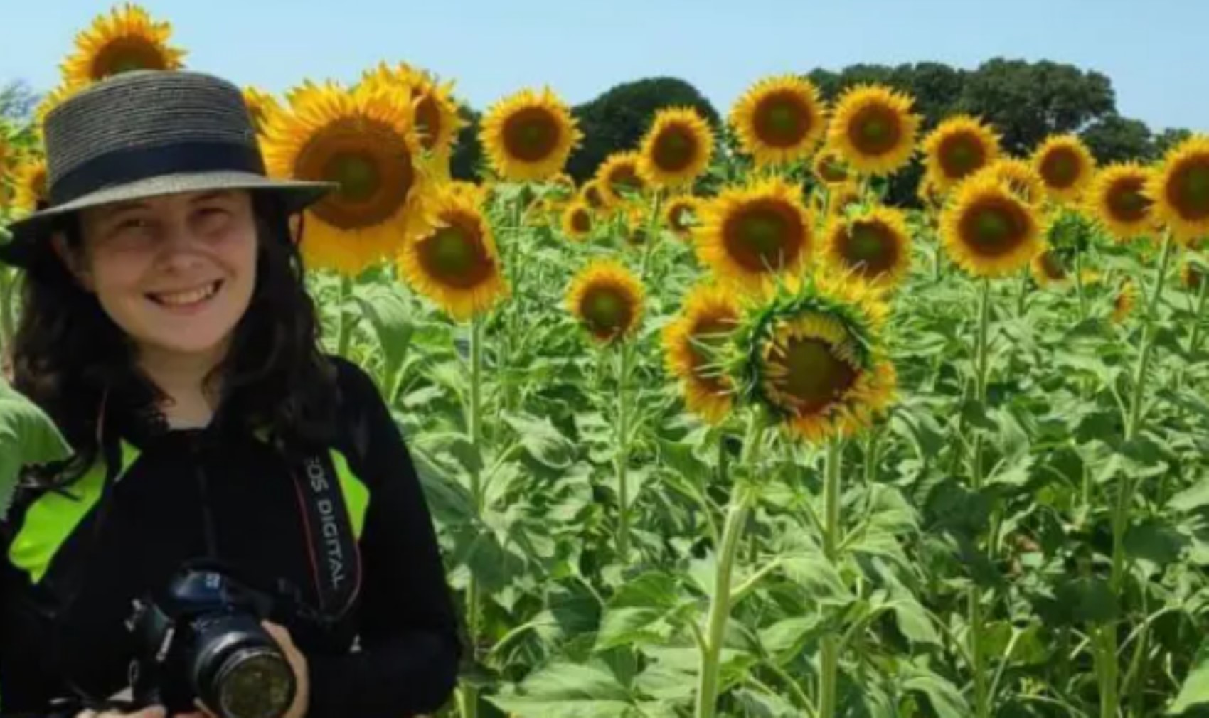 Ece Gürel'in ölümünün ardından 'kahkaha yogası' görüntüleri yeniden gündem oldu! Gizemli etkinlikte farklı kostümler...