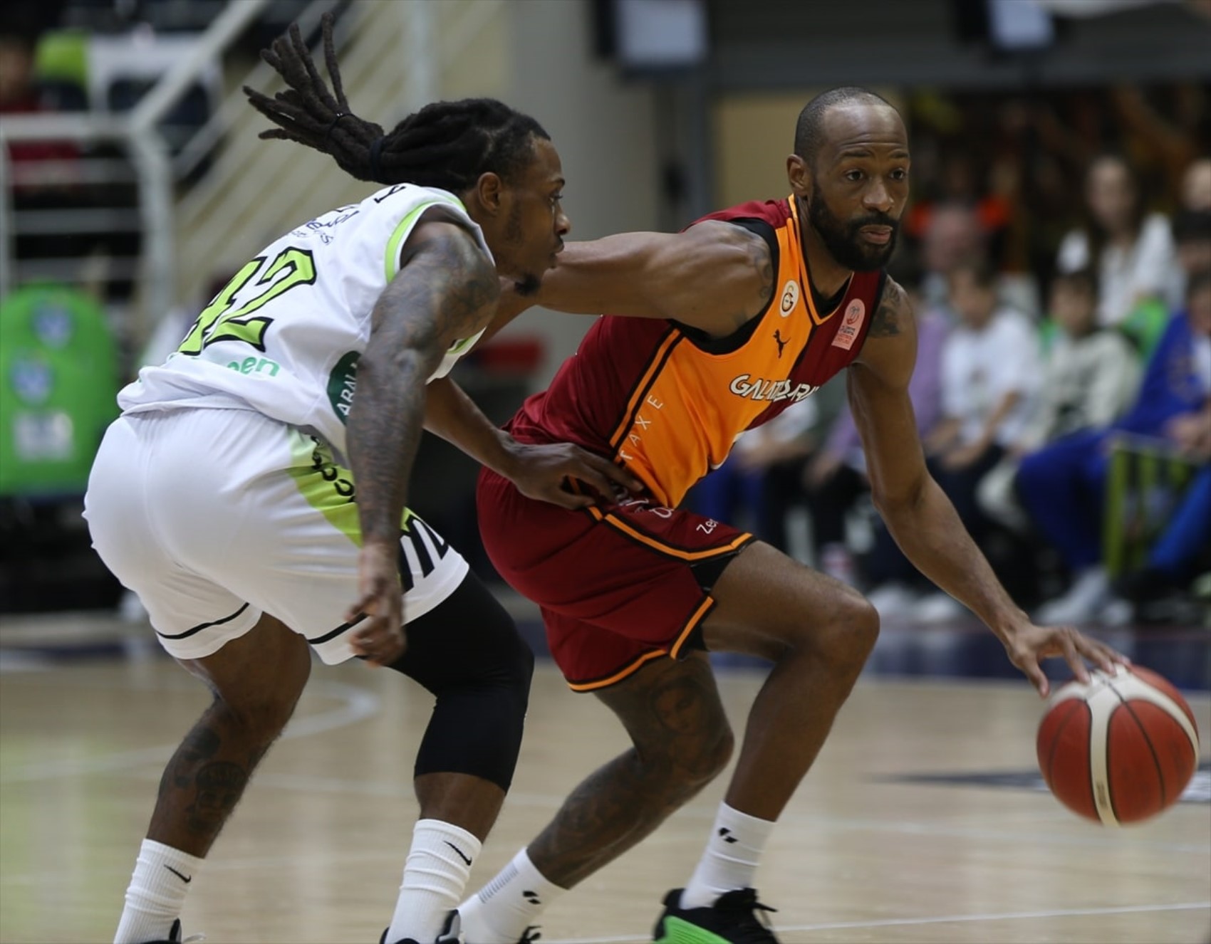 Beşiktaş-Galatasaray basketbol maçı hangi kanalda, saat kaçta?