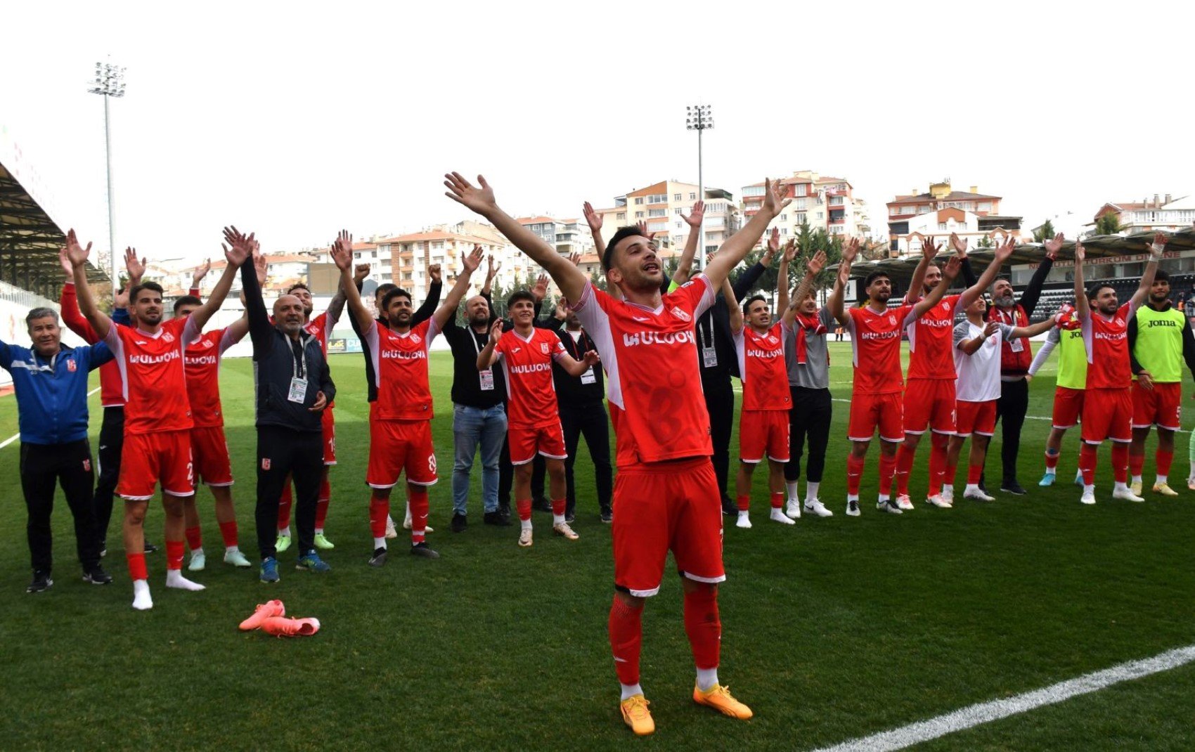 Balıkesirspor, Etimesgut Spor karşısında 3 puanı aldı