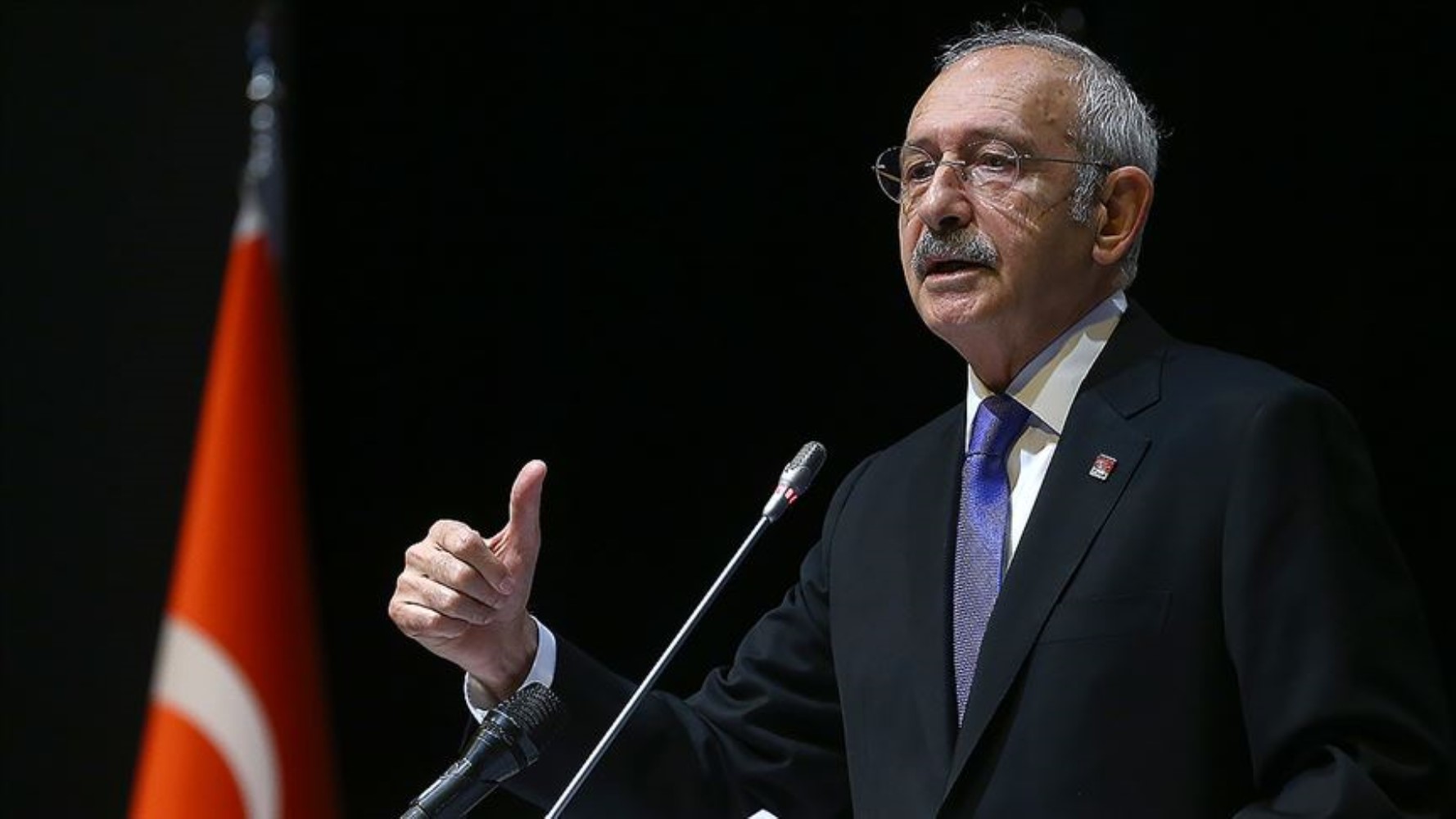 Özgür Özel olağanüstü kurultay kararı almıştı... Kemal Kılıçdaroğlu kurultayda aday olacak mı? Fatih Portakal'dan Kılıçdaroğlu'na 'Truva atı' çıkışı