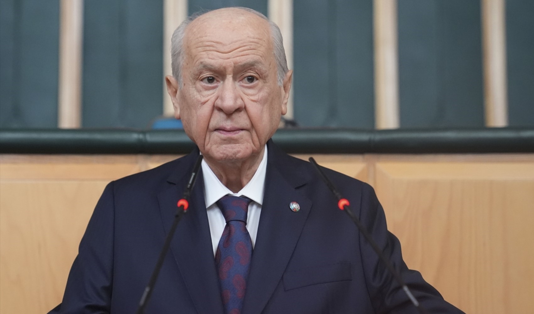 Reazione di Devlet Bahçeli alle proteste! 'Arrivare a definire il vandalismo come una veglia per la democrazia...'