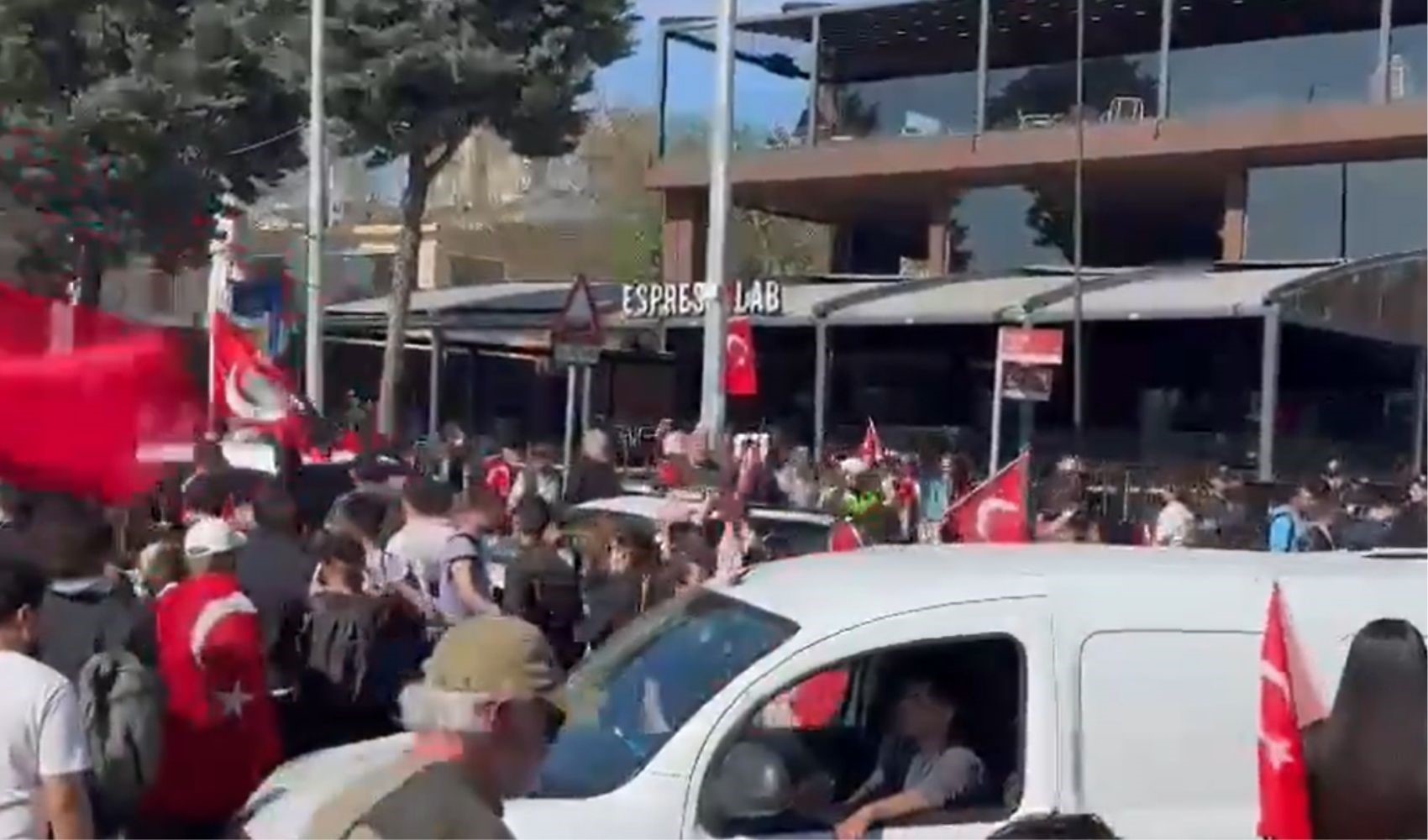 Maltepe'de Espressolab önlemi