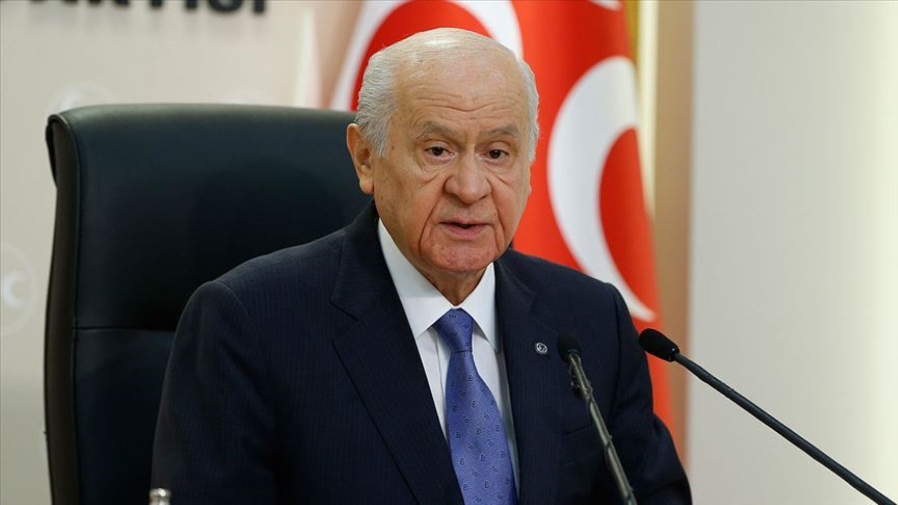 MHP lideri Devlet Bahçeli Sezgin Tanrıkulu ile ne konuştu? Not ayrıntısı...