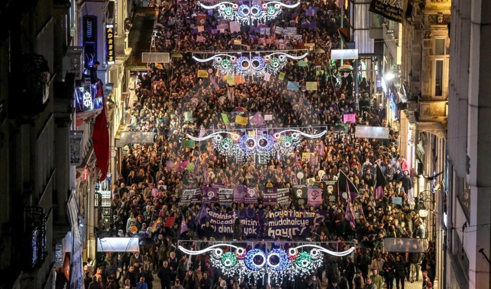 8 Mart Gece Yürüyüşü'nde gözaltına alınanlar serbest bırakıldı