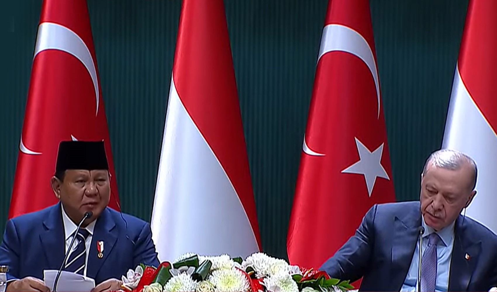 Erdoğan, Endonezya Cumhurbaşkanı Subianto ile ortak basın toplantısında konuştu