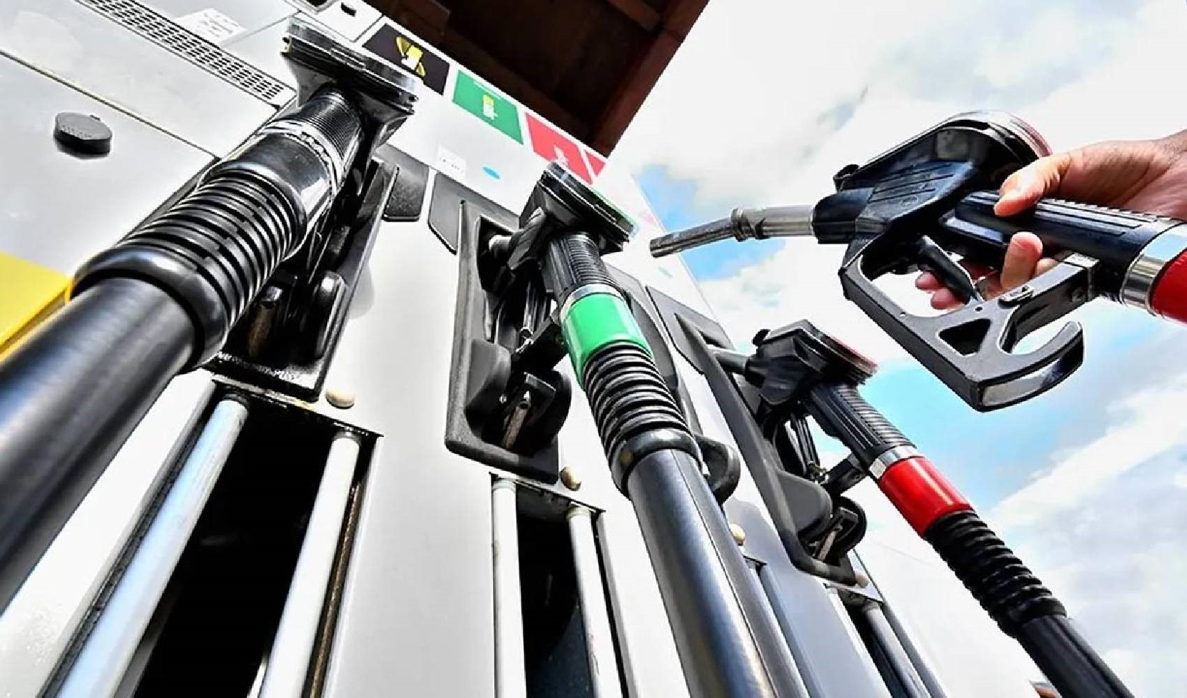 Akaryakıtta indirim sona erdi, benzine zam geldi (12 Nisan 2025 güncel akaryakıt fiyatları)