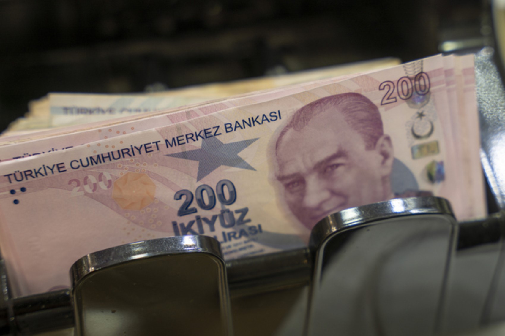 Merkez Bankası'nın faiz kararı bekleniyor: Piyasalar neler öngörüyor?