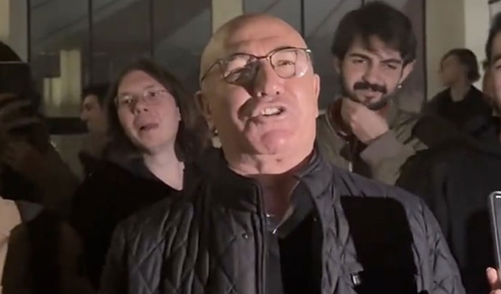 Mahmut Tanal'ın o sözleri şarkı oldu Mahmut Tanal'ın o sözleri şarkı oldu