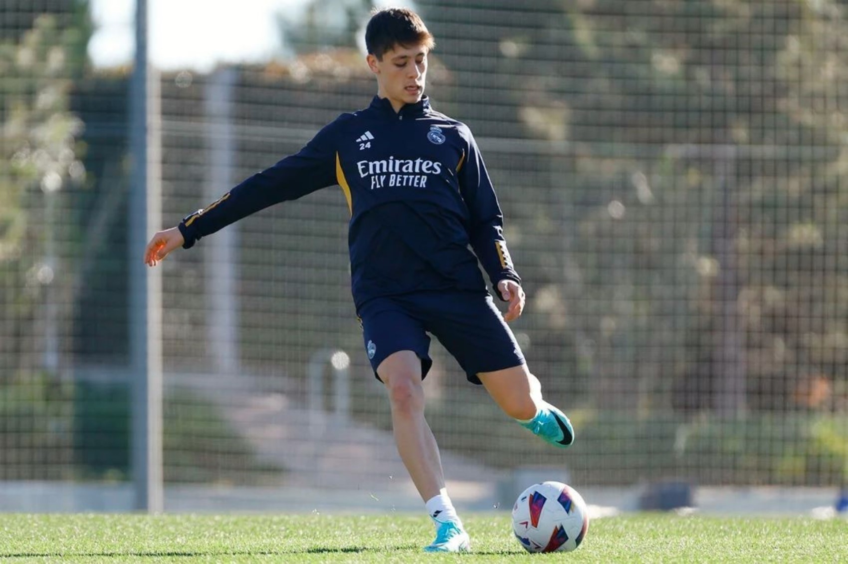 Arda Güler'e İspanyol basınından sert eleştiri!