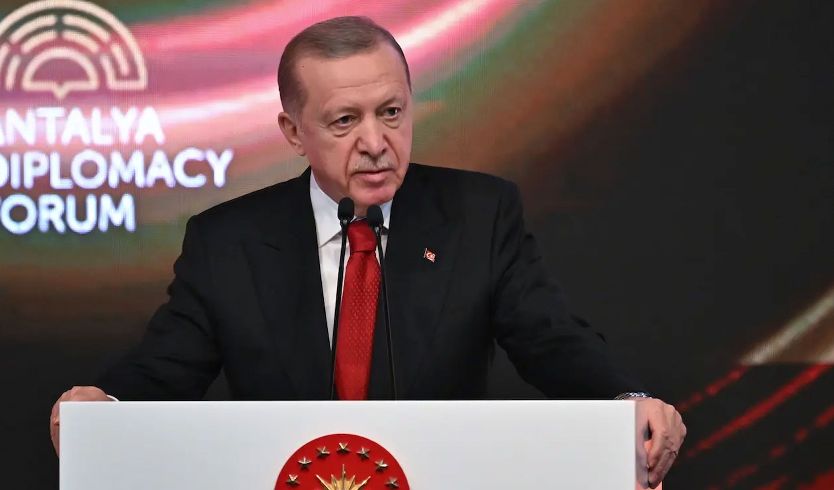 Erdoğan'ın bir kitabı daha çıktı Erdoğan'ın bir kitabı daha çıktı