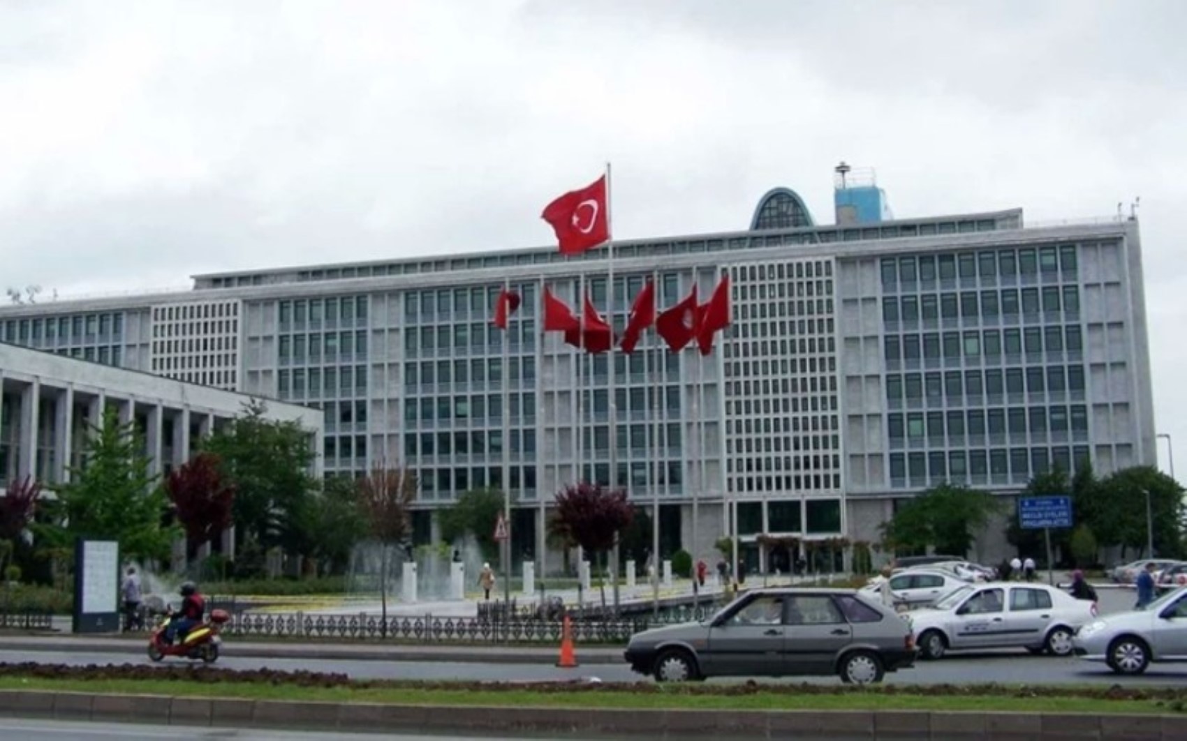 Danıştay 'Yasalara aykırılık yok' dedi: İmamoğlu hakkındaki soruşturmanın temeli 2021’de kapanmış!