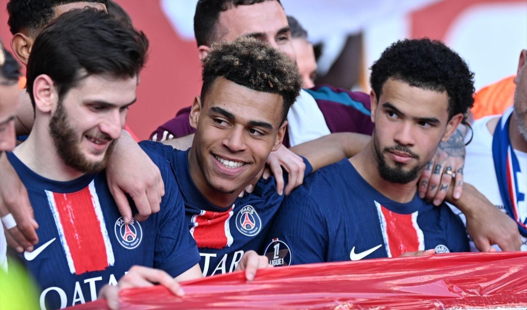 PSG, Aston Villa'yı geçip yarı finale uzandı