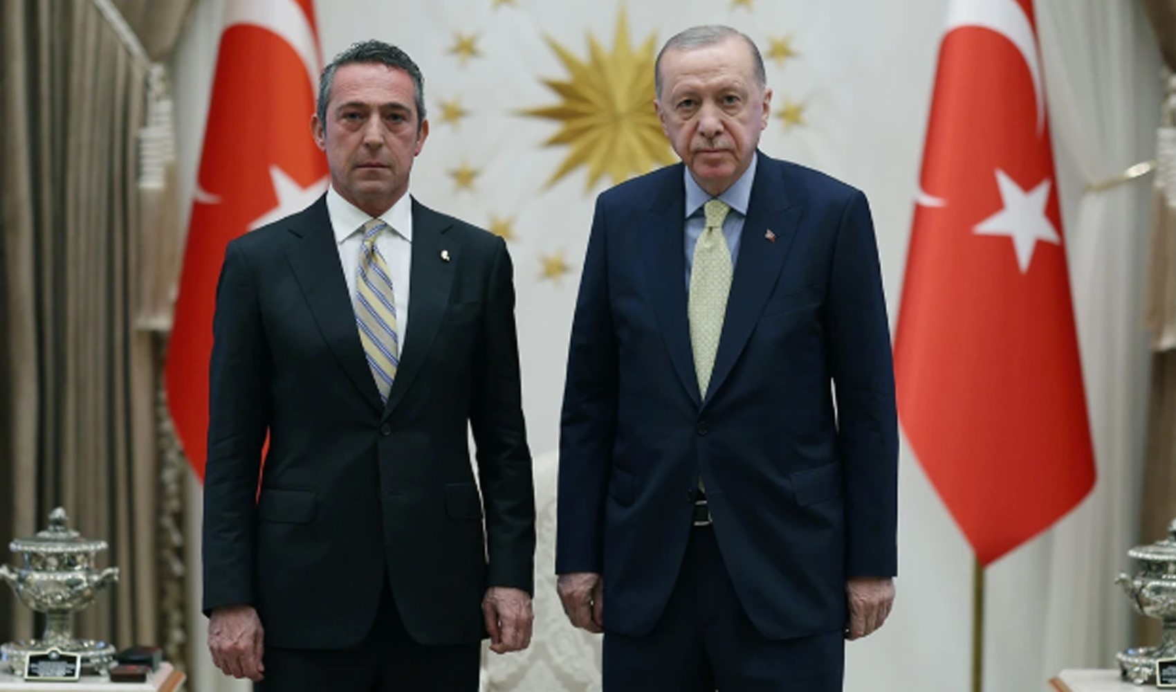 Cumhurbaşkanı Erdoğan, Fenerbahçe Başkanı Ali Koç'u kabul etti Cumhurbaşkanı Erdoğan, Fenerbahçe Başkanı Ali Koç'u kabul etti