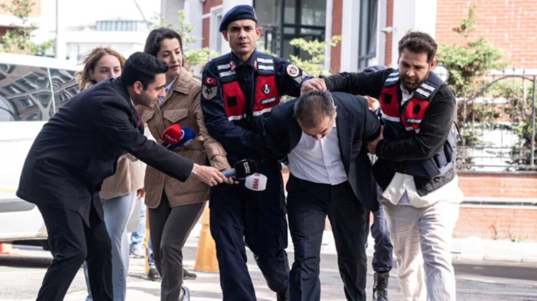 Yenidoğan çetesi davasında Türkiye'nin konuştuğu isim! Tehdit eden iş insanı çıktı