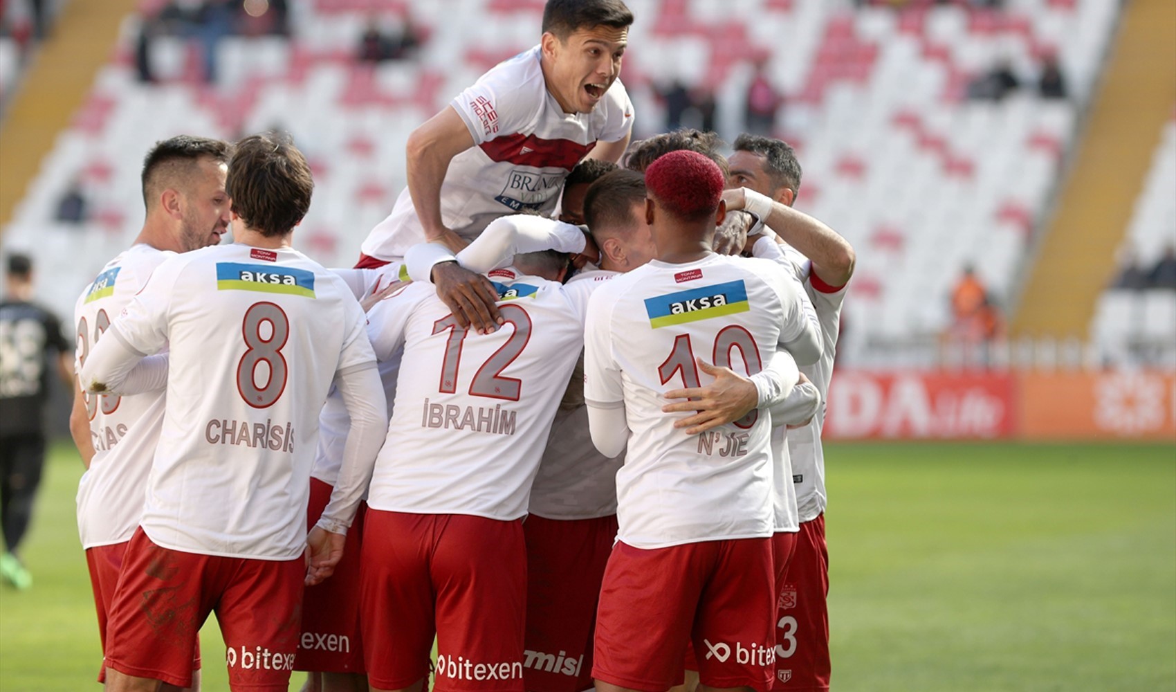 Sivasspor'un deplasman karnesi zayıf kaldı Sivasspor'un deplasman karnesi zayıf kaldı