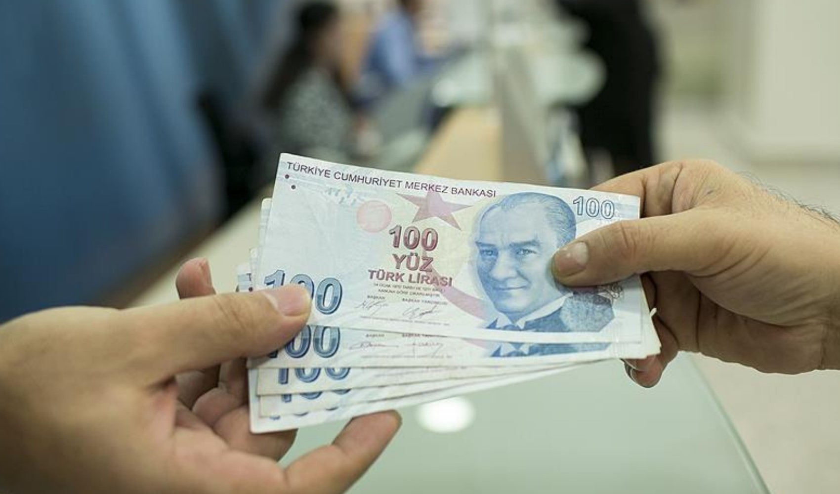 Ev kadınlarına emeklilik yolu açılıyor mu? Ev kadınlarına emeklilik yolu açılıyor mu?
