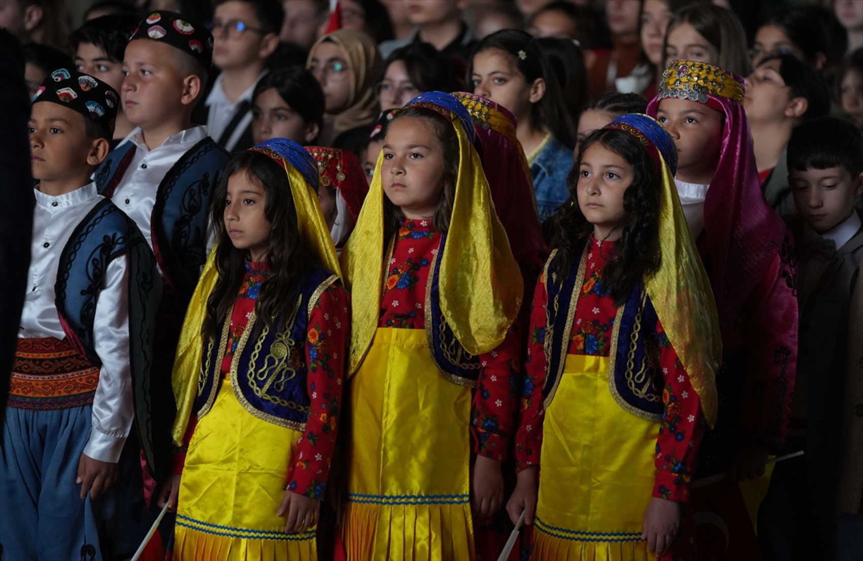 Türkiye, 23 Nisan coşkusuyla bayram havasında