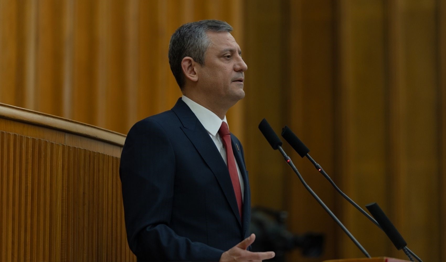 Özgür Özel’den İstanbul’daki depremlerle ilgili açıklama