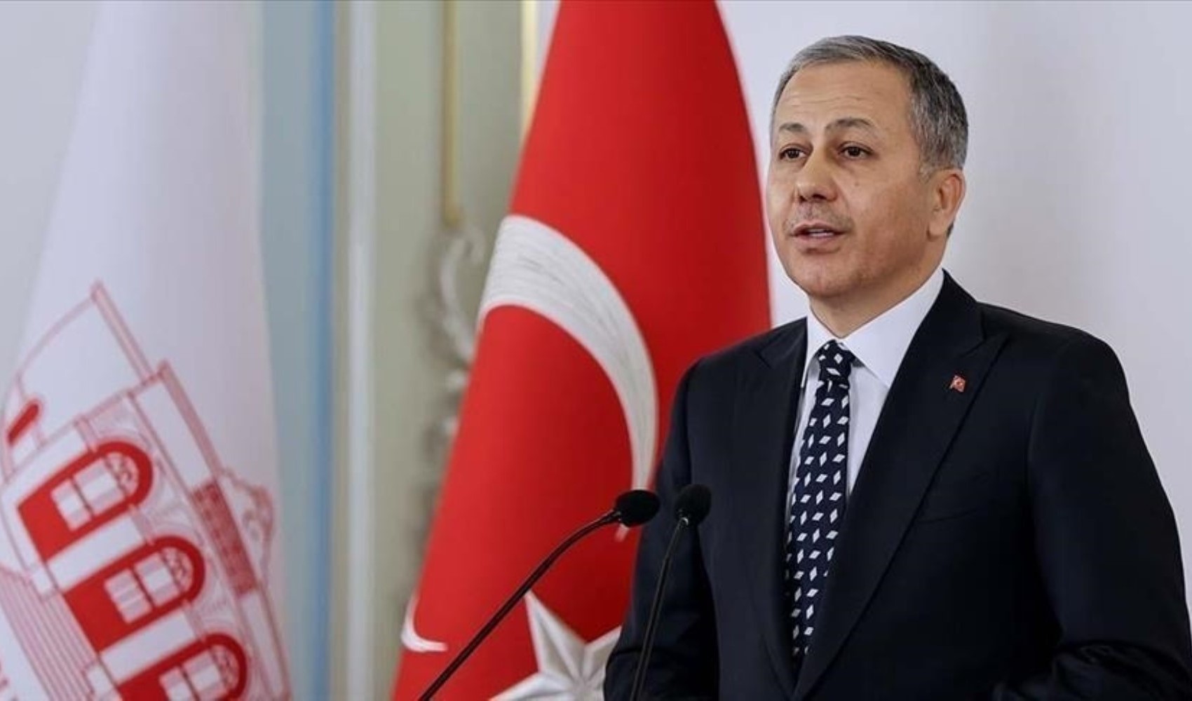 Bakan Yerlikaya açıkladı: Dolandırıcılık operasyonunda 139 kişi gözaltına alındı Bakan Yerlikaya açıkladı: Dolandırıcılık operasyonunda 139 kişi gözaltına alındı