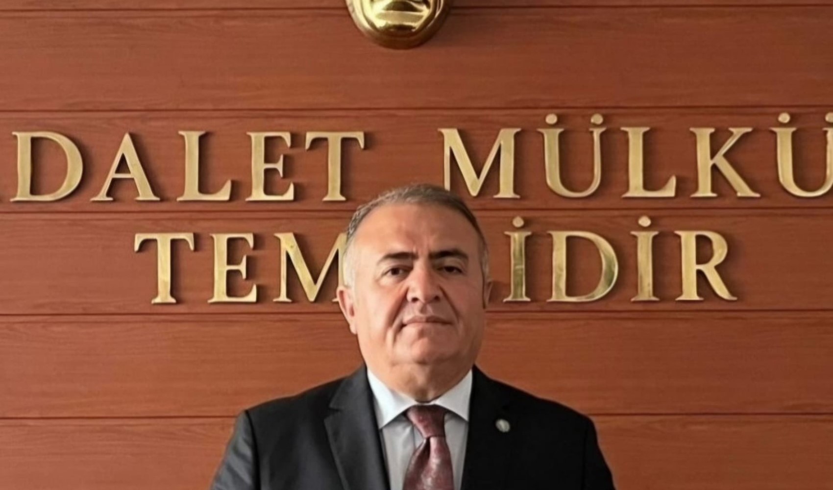 'Teğmenlere ceza hukuksuzdur' diyen savcı görevine iade edildi 'Teğmenlere ceza hukuksuzdur' diyen savcı görevine iade edildi