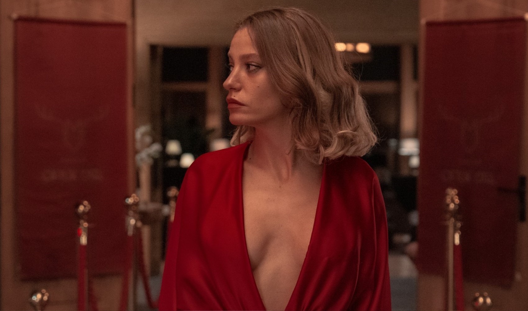 Netflix duyurdu! 'Kimler Geldi Kimler Geçti'nin 2. sezon tarihi belli oldu! Netflix duyurdu! 'Kimler Geldi Kimler Geçti'nin 2. sezon tarihi belli oldu!