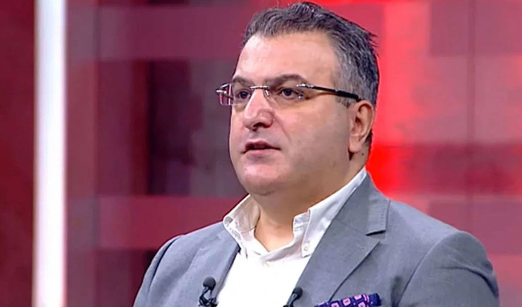 Cem Küçük önce itiraf etti, sonra düzeltti! 'Savcının gönderdiği yazılarda var bu' Cem Küçük önce itiraf etti, sonra düzeltti! 'Savcının gönderdiği yazılarda var bu'