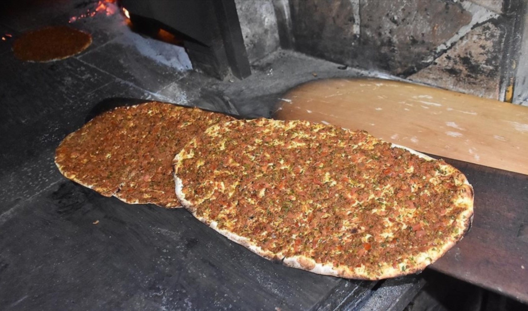 Lahmacunun içinde yok yok! Bakanlık ifşa etti Lahmacunun içinde yok yok! Bakanlık ifşa etti