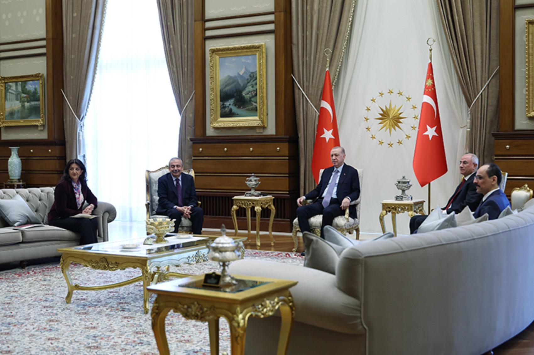 Herkes Nisan ayını bekliyordu... Terör örgütü PKK'dan fesih kararı gelmedi: Beklenen adım neden atılmadı?