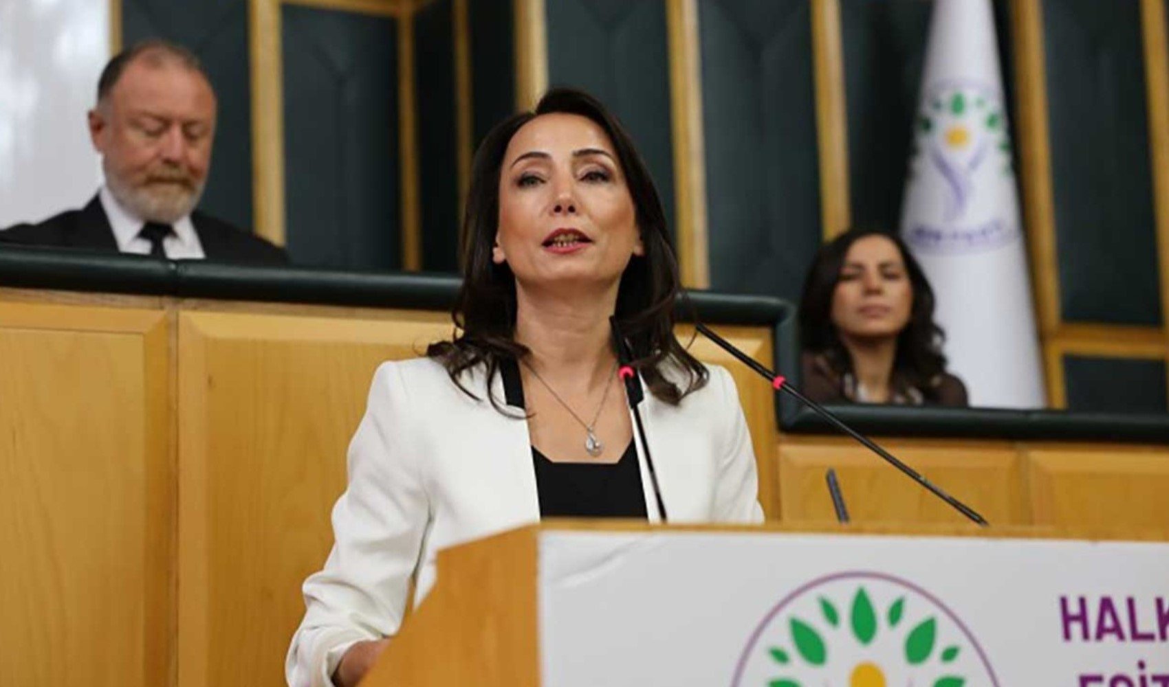 DEM Parti'den iktidara 'barış' çağrısı! 'Taleplere kulak verin'