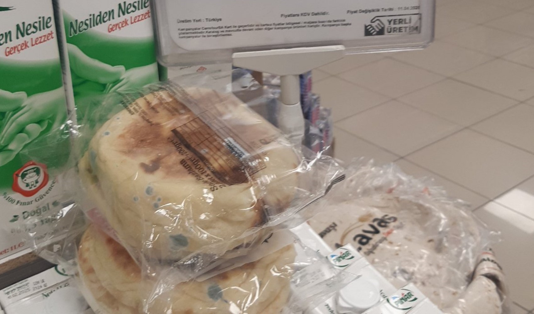 Markette küflü ürün skandalı!