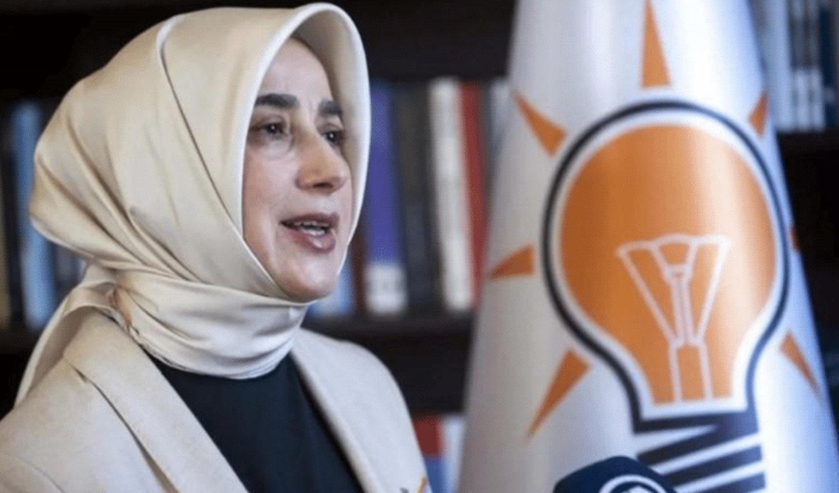 AKP'li Özlem Zengin'den 'İmamoğlu iddianamesi çağrısı': Bence siz de bilmiyorsunuz