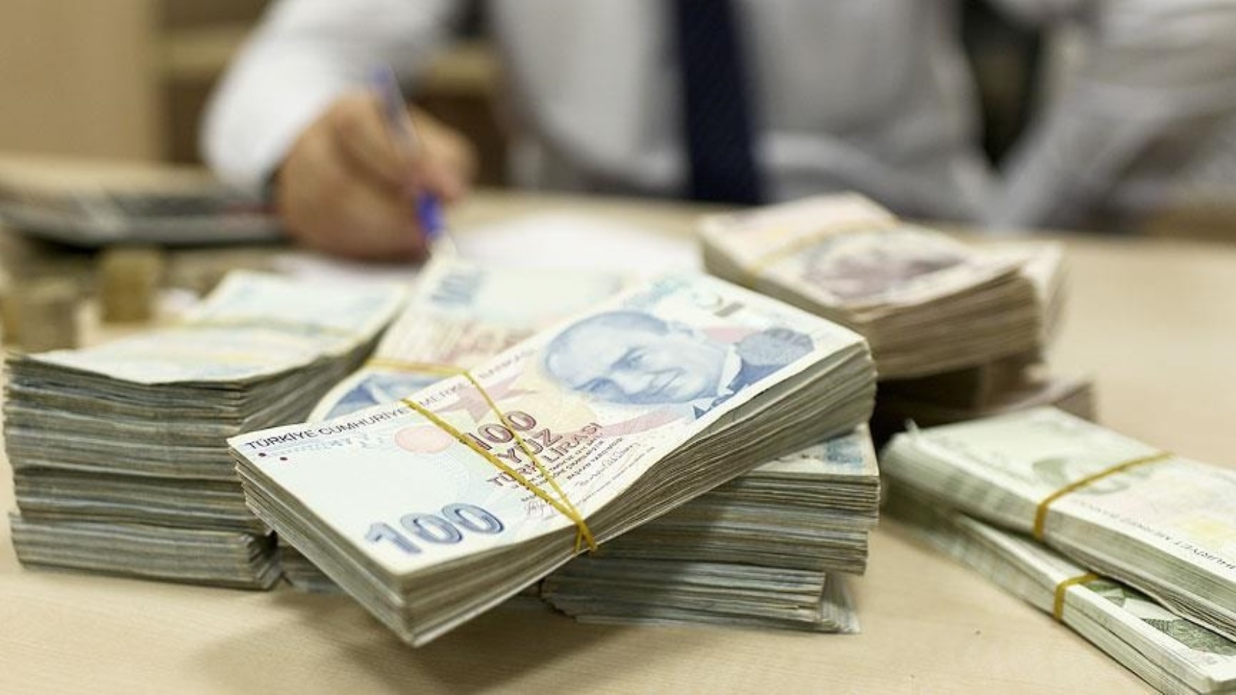 Faiz yarışı kızıştı! 1 milyon TL'nin getirisi maaş düzeyine ulaştı