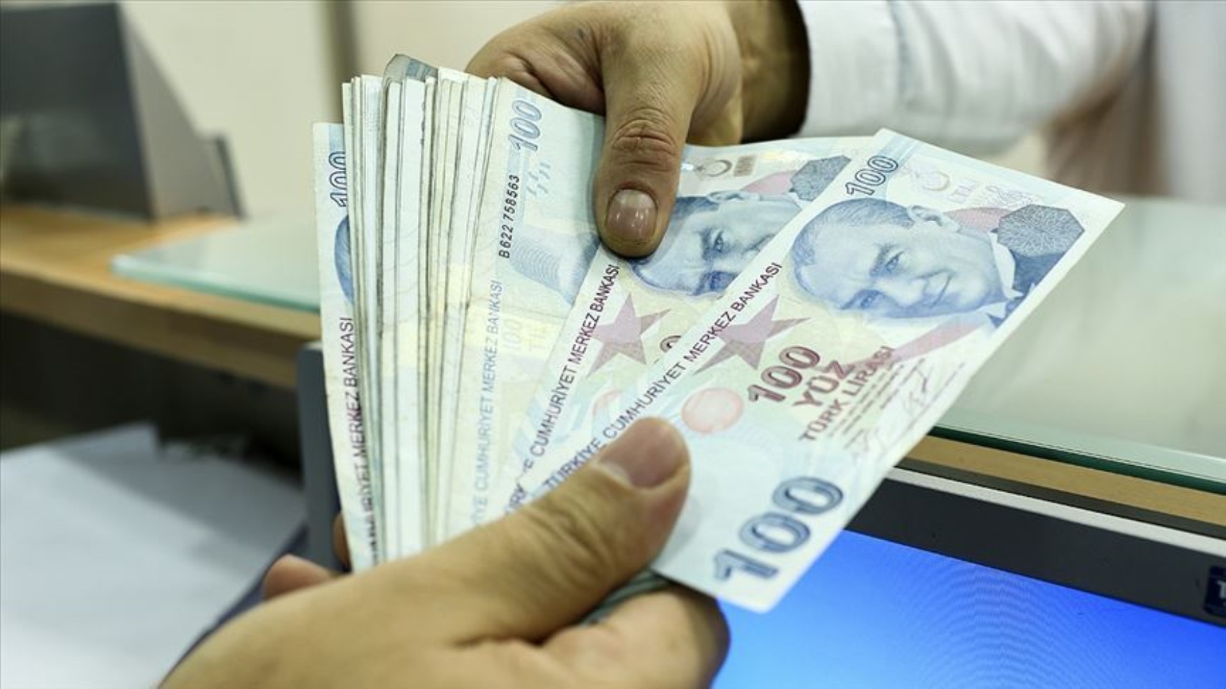Faiz yarışı kızıştı! 1 milyon TL'nin getirisi maaş düzeyine ulaştı