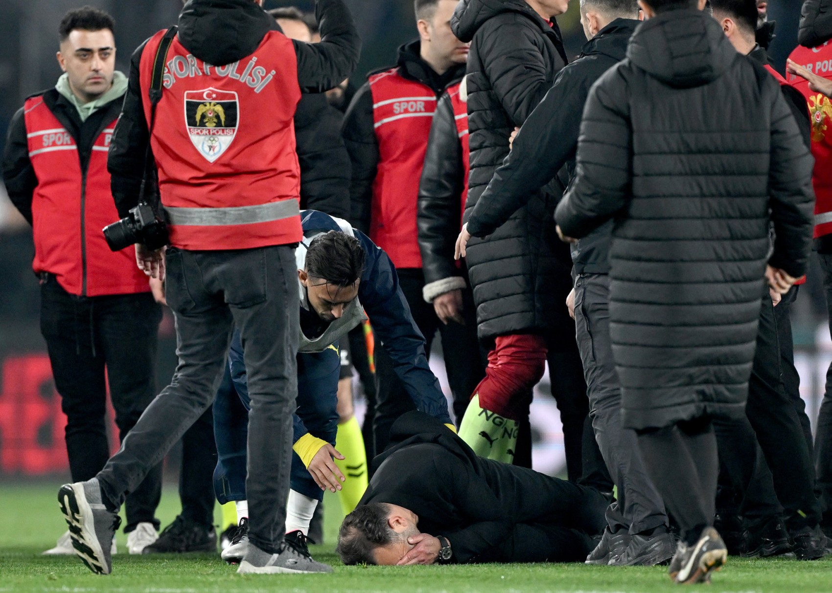 Okan Buruk derbi sonrasında hakemlere ne dediğini ilk kez açıkladı