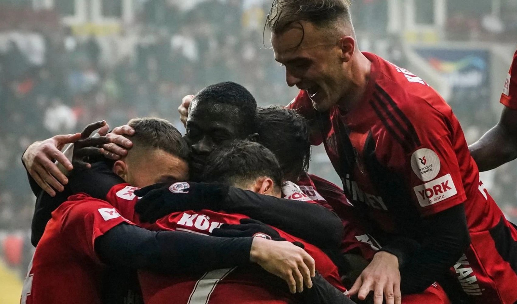 Süper Lig Göztepe - Gaziantep FK Maçı ne zaman? Saat kaçta ve hangi kanalda? Muhtemel 11'ler