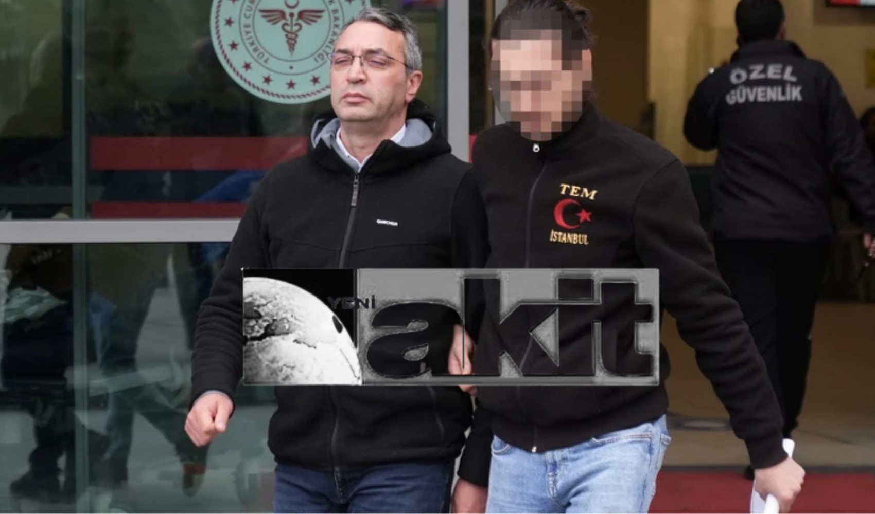 Yeni Akit'ten tepki çeken Mahir Polat manşeti: Dışarıda turp, içeride hasta mı?