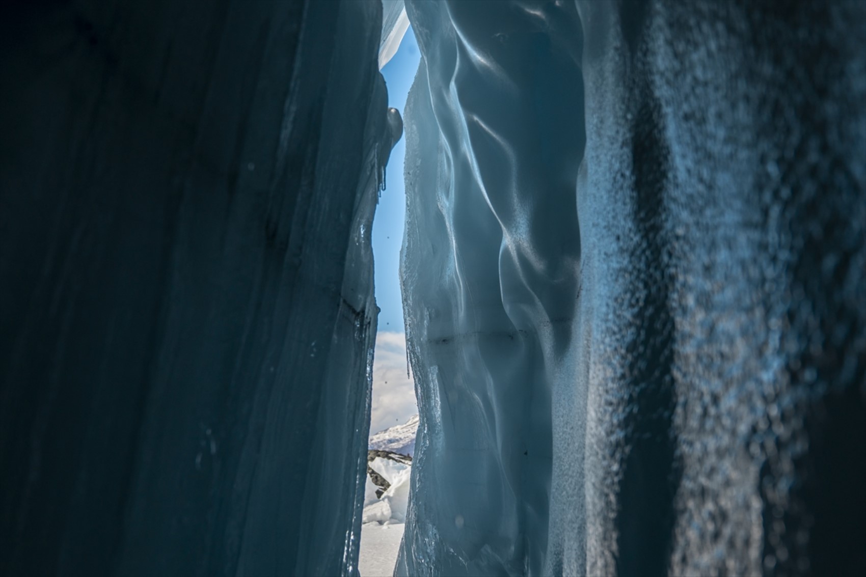 Alaska’da buz şöleni: Matanuska Buzulu’nu Türk fotoğrafçı görüntüledi
