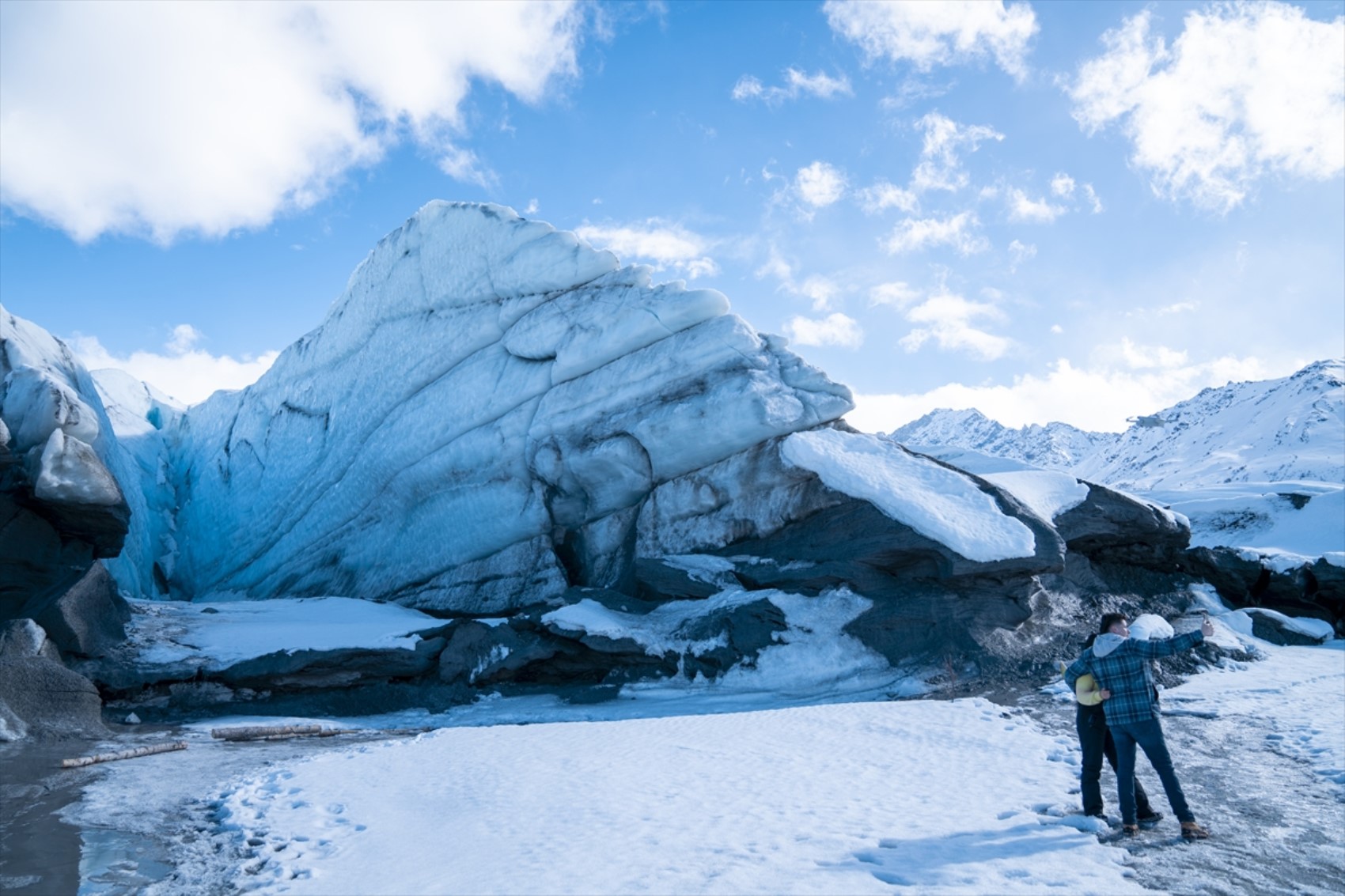 Alaska’da buz şöleni: Matanuska Buzulu’nu Türk fotoğrafçı görüntüledi