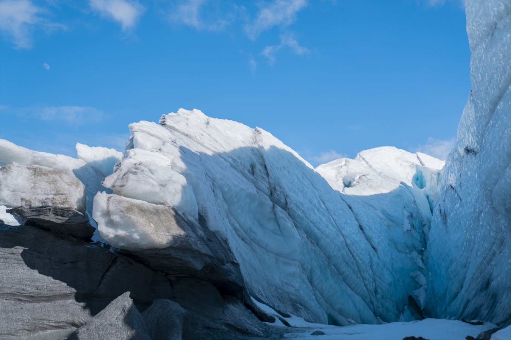 Alaska’da buz şöleni: Matanuska Buzulu’nu Türk fotoğrafçı görüntüledi