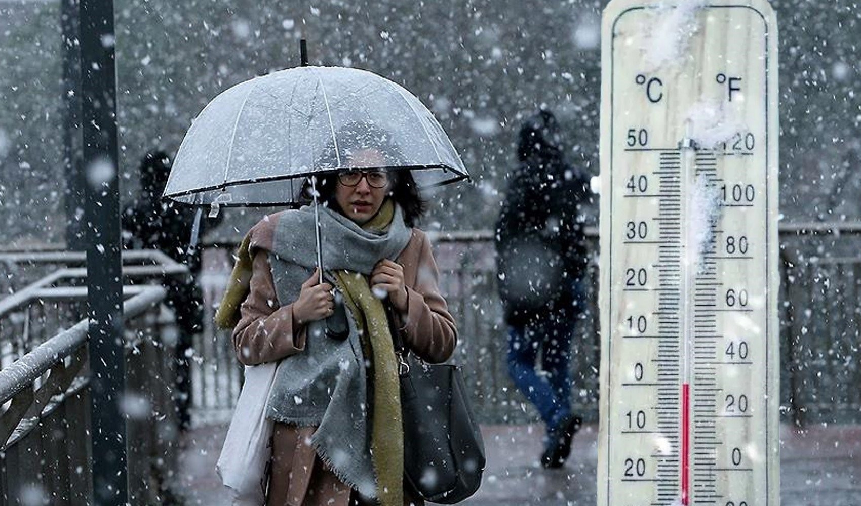 Meteoroloji'den 10 kente sarı kodlu uyarı: Kuvvetli sağanak ve kar geliyor! İşte il il 9 Nisan Çarşamba hava durumu...