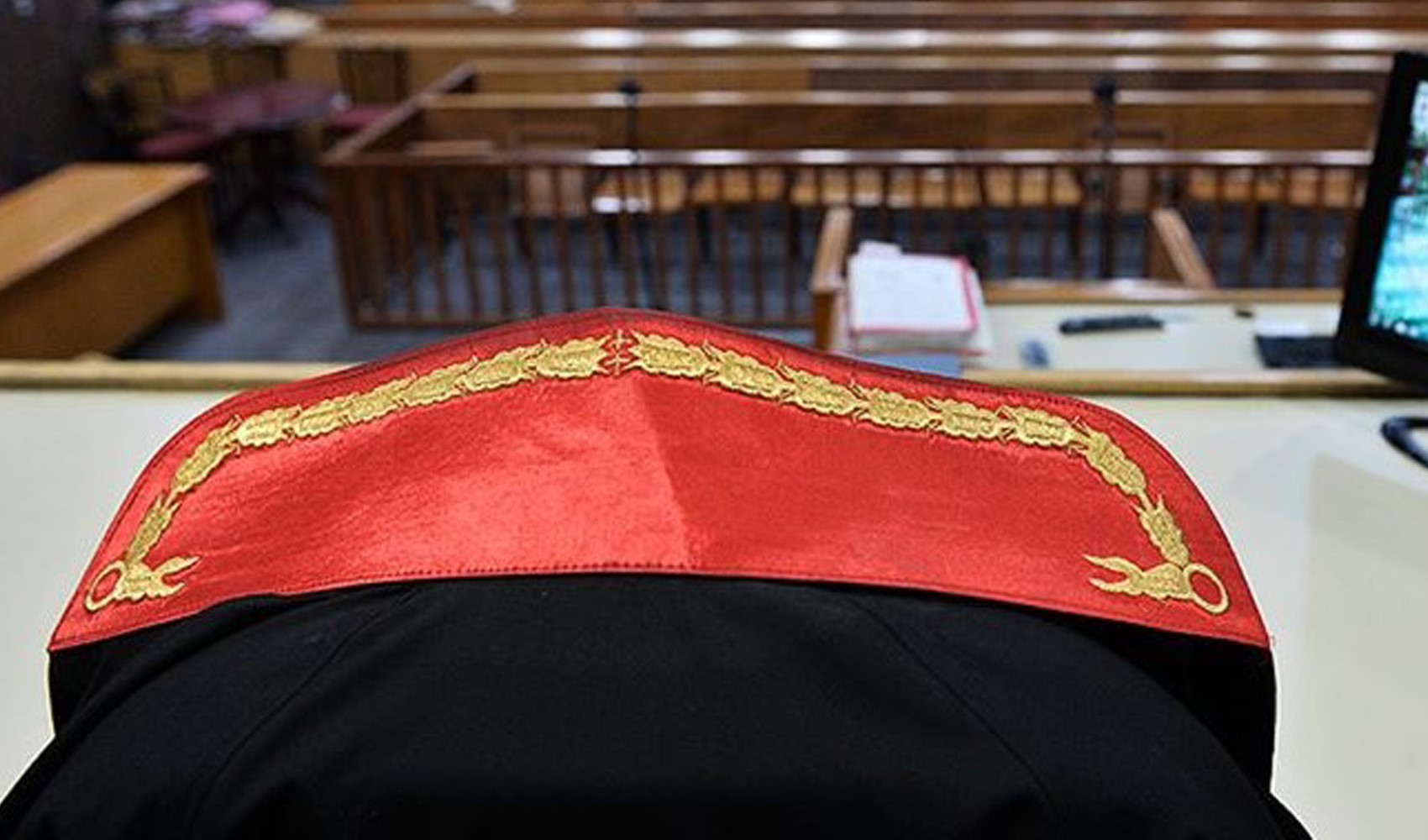 Hâkim çocuğu avukat onlarca kişiyi dolandırıp tutuklandı