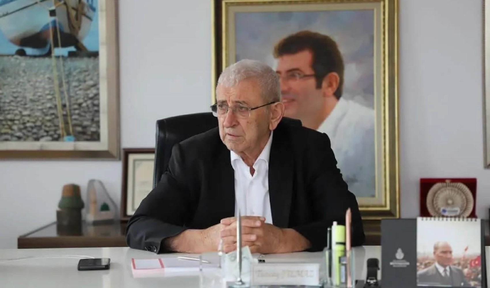 Ekrem İmamoğlu'ndan sert tepki: 'Ben mert olmayı Hasan İmamoğlu'ndan öğrendim, ailemizi taciz etmeyi bırakın!'
