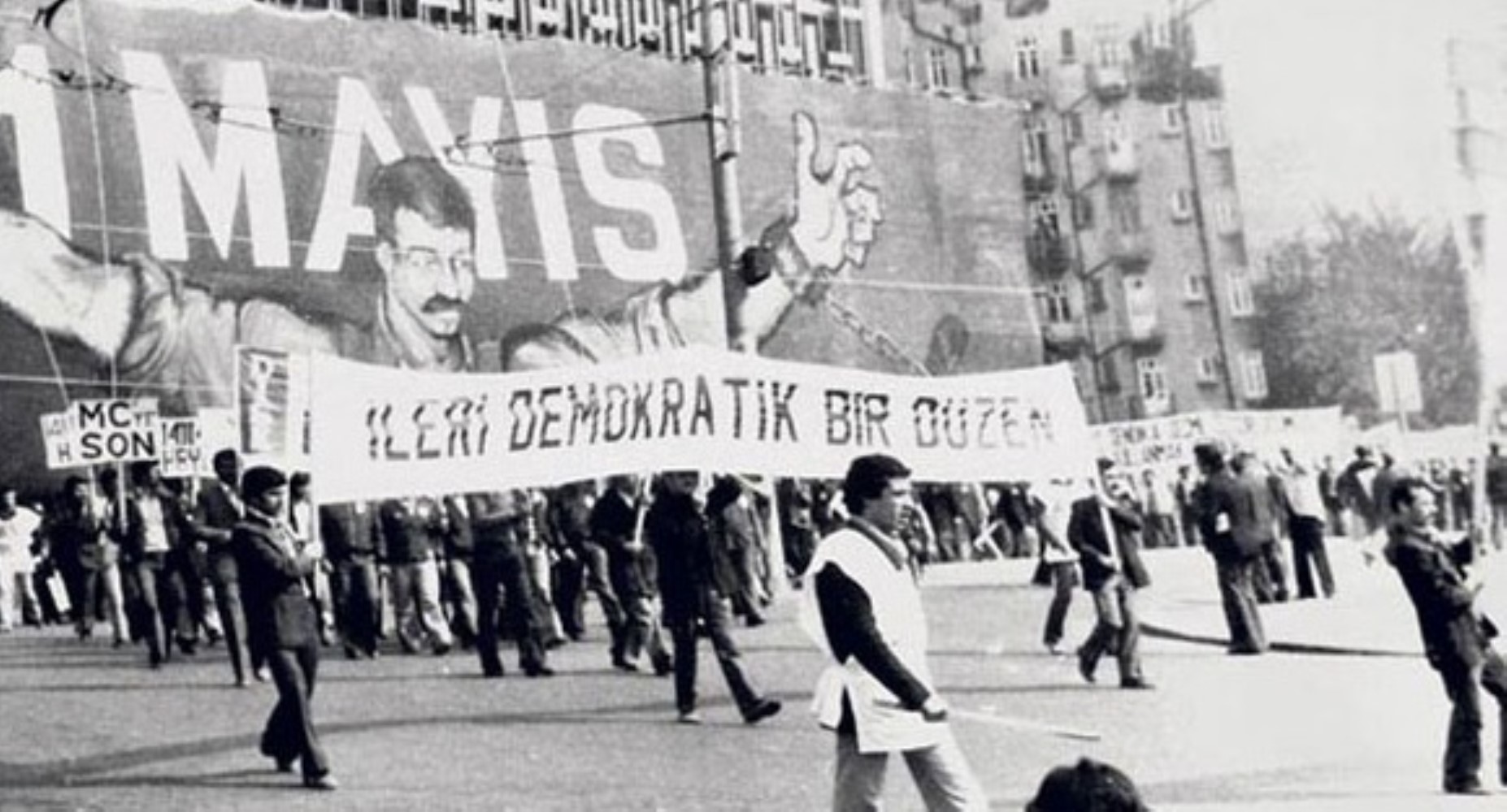 1 Mayıs İşçi Bayramı mesajları 2025: 1 Mayıs Emek ve Dayanışma Günü mesajları