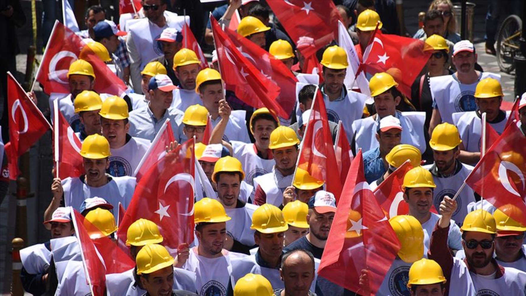 1 Mayıs İşçi Bayramı mesajları 2025: 1 Mayıs Emek ve Dayanışma Günü mesajları