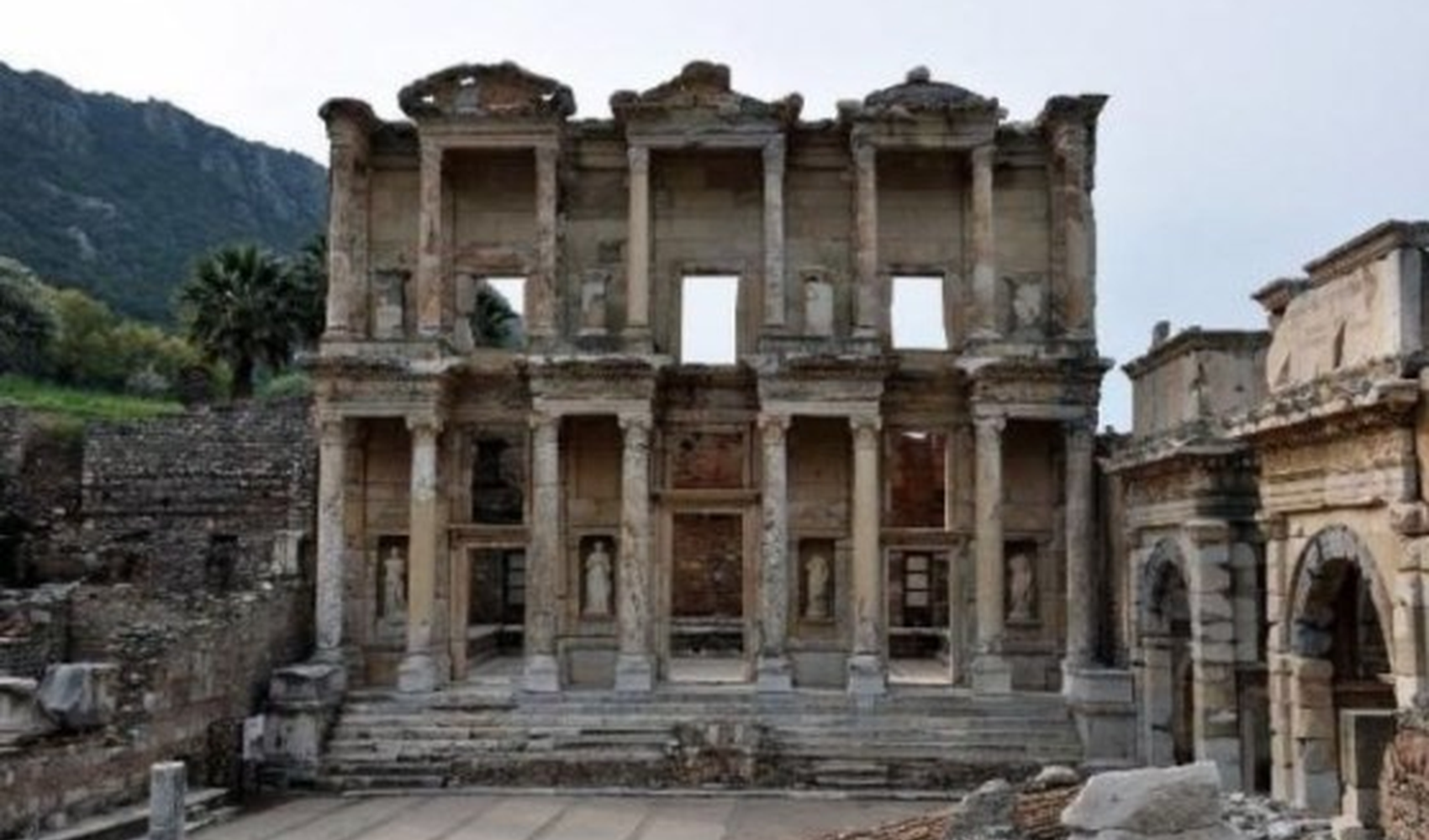 Efes Müzesi'nde tarih yolculuğu: Miken'den Osmanlı'ya