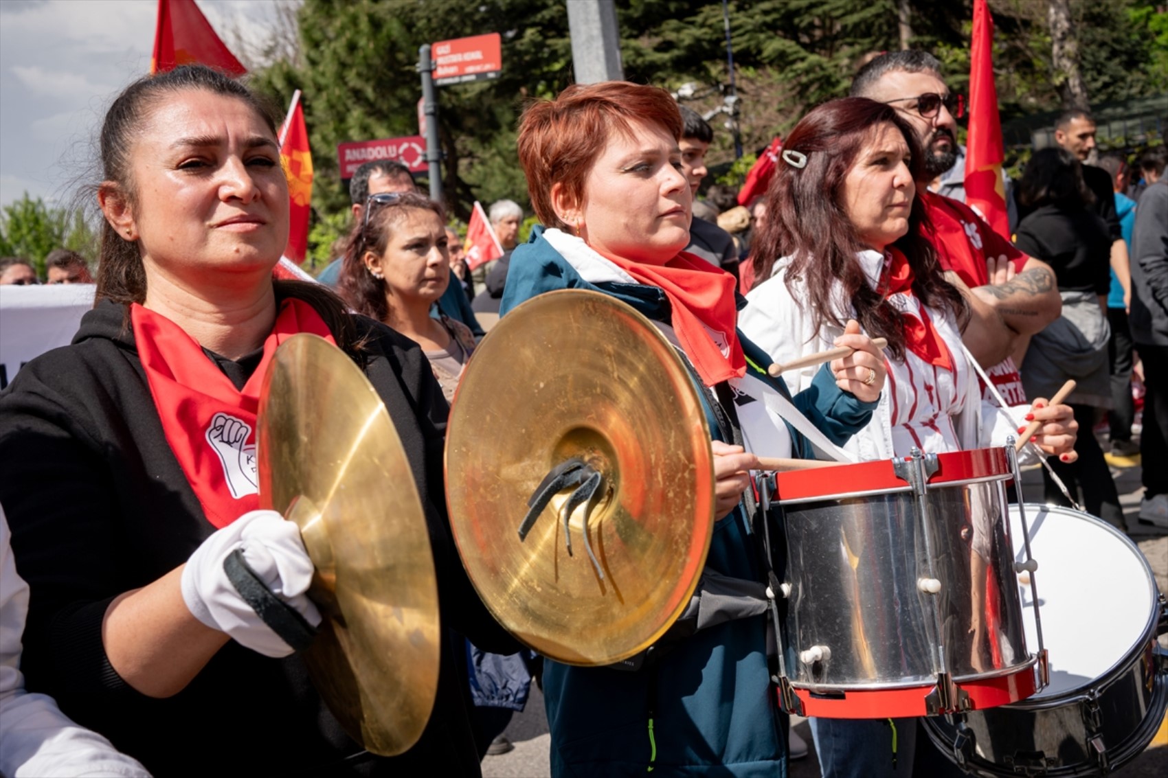 1 Mayıs yurdun dört bir yanında büyük bir coşkuyla kutlandı