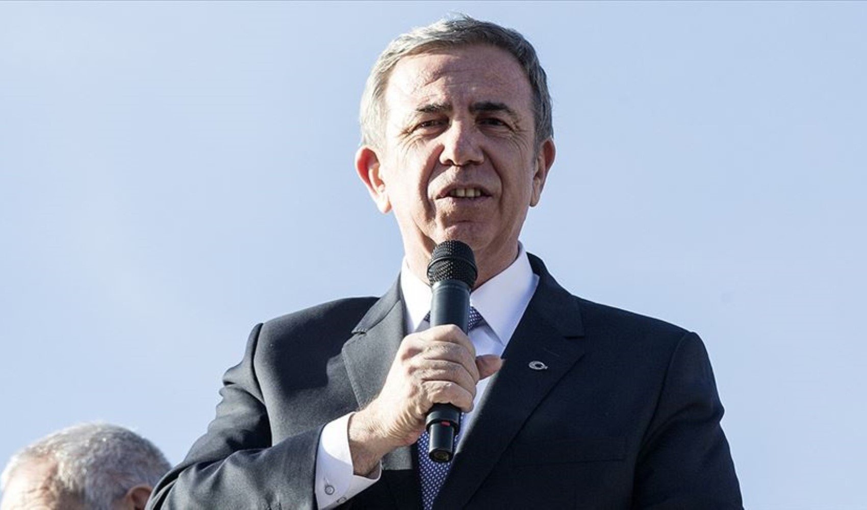 Mansur Yavaş’tan 1 Mayıs mesajı! 'İnsanca yaşamak herkesin hakkı'