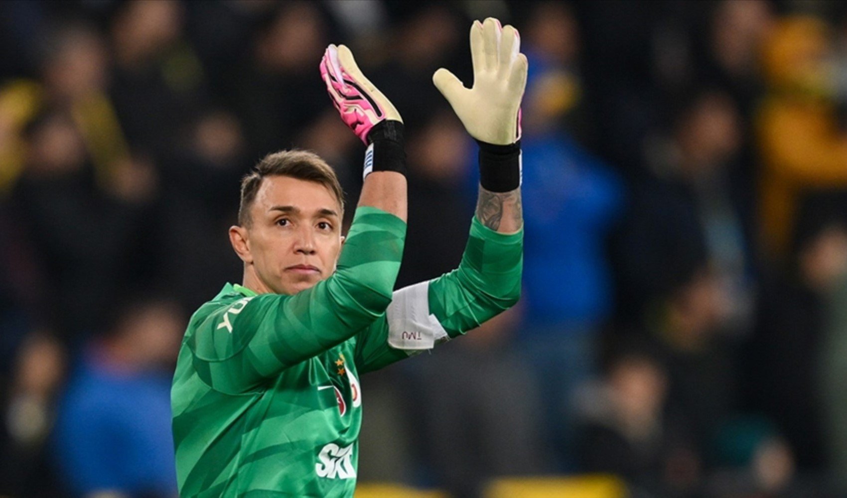 Galatasaray Muslera'nın alternatifini buldu!