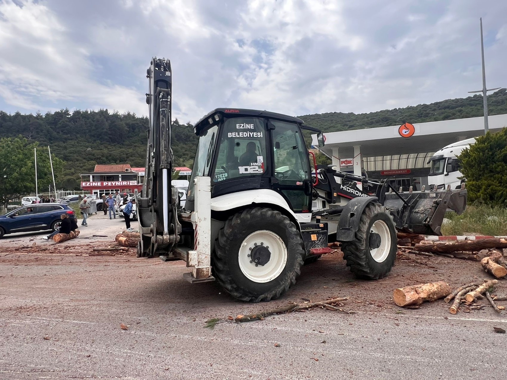 Son Dakika... Çanakkale'de zincirleme kaza: 6 can kaybı