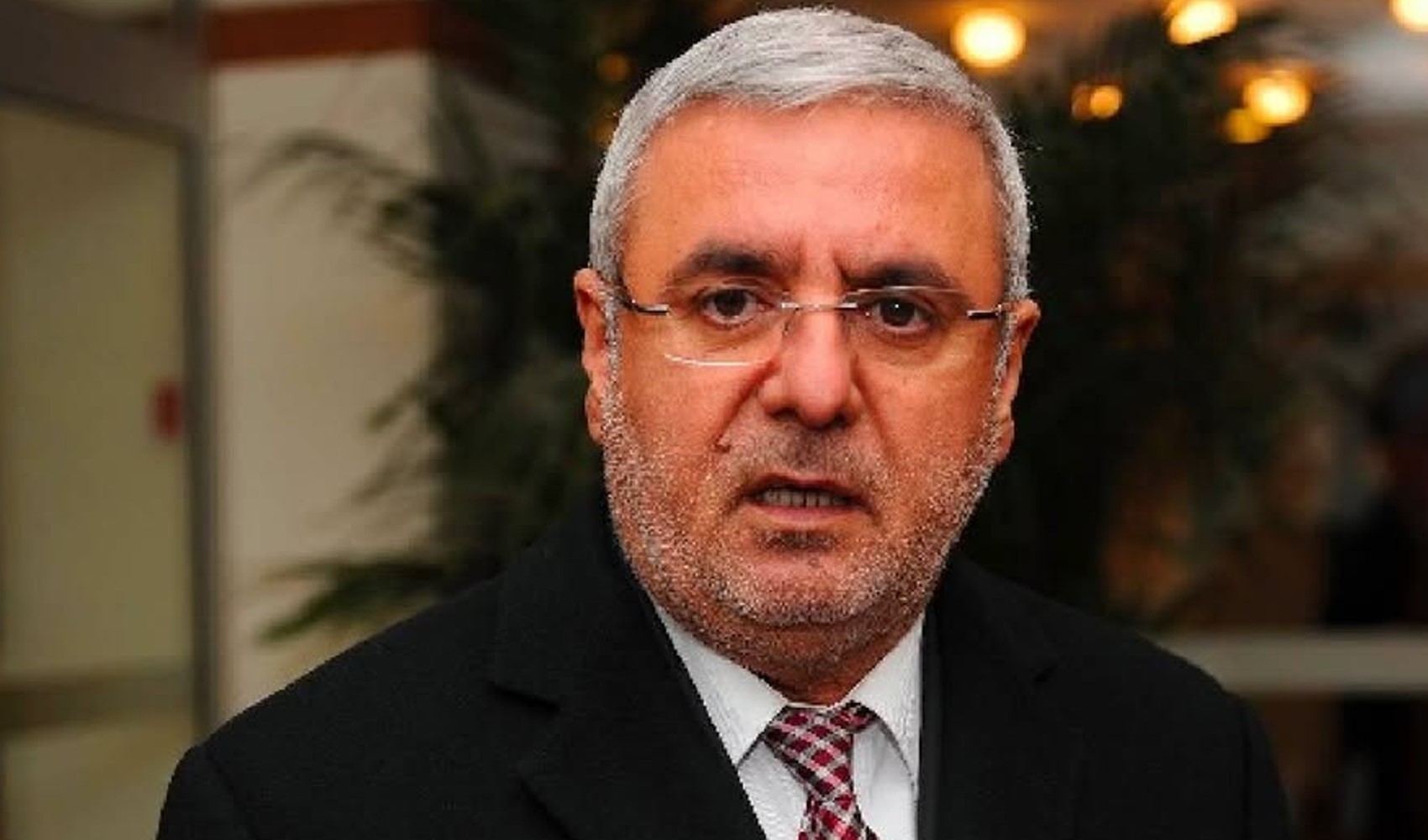 Mehmet Metiner'den dağdaki PKK'lı teröristler için 'bağrımıza basacağız' çıkışı: Bu ülkenin evlatları Mehmet Metiner'den dağdaki PKK'lı teröristler için 'bağrımıza basacağız' çıkışı: Bu ülkenin evlatları